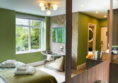 Draycote Hotel Room