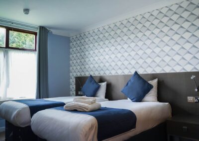 Draycote Hotel Room